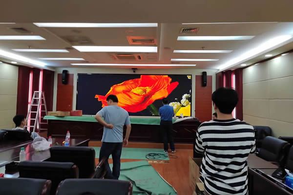 会议室大屏尺寸要多大合适？