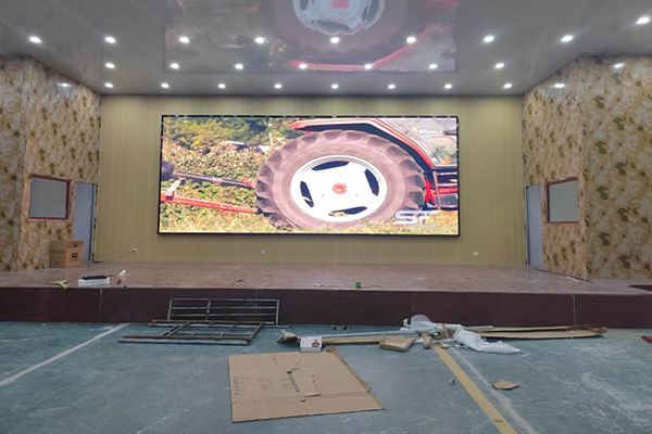 会议室显示大屏用哪种好？