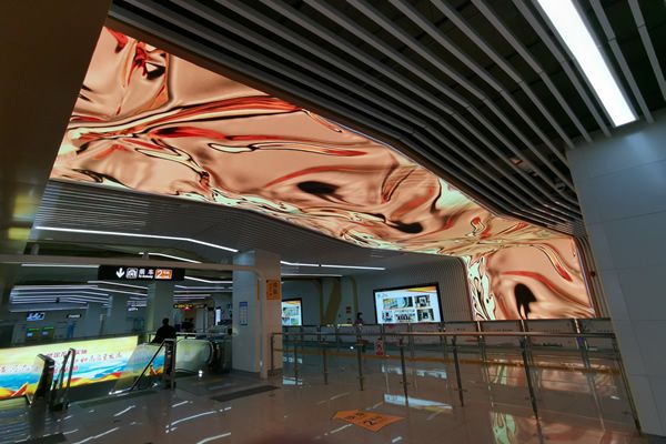 非遗文创市集走红，LED显示屏激活传统文化新活力