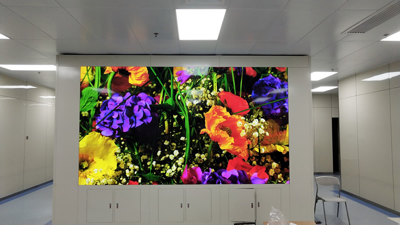 维康国际-指挥中心液晶拼接屏应用效果图