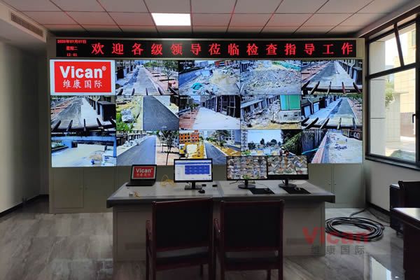 广州某职业技术学院-监控拼接屏