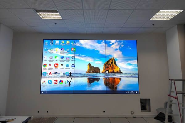 会议室显示大屏用LED屏好，还是拼接屏好