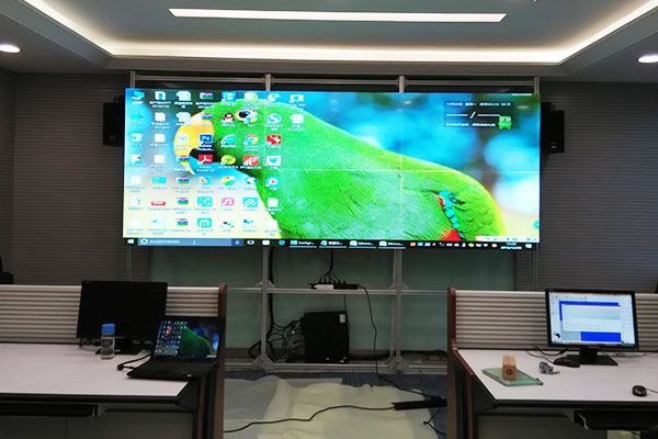 会议室场合使用无缝拼接屏显示好吗