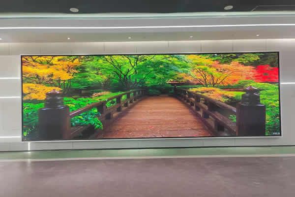 直播带货用哪种显示大屏好？