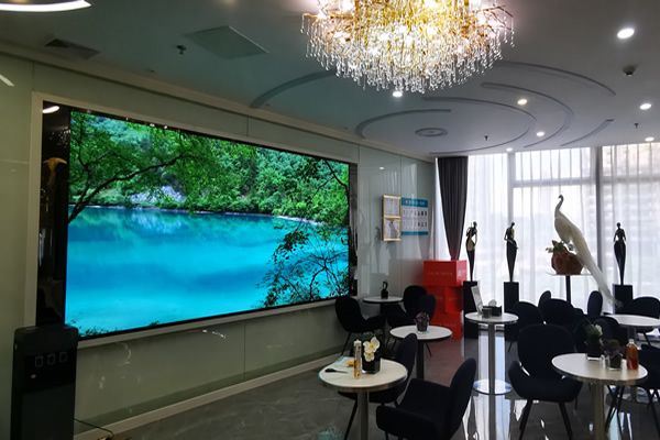 “智能会议室升级”热议，维康国际COB LED屏解锁高效办公新体验
