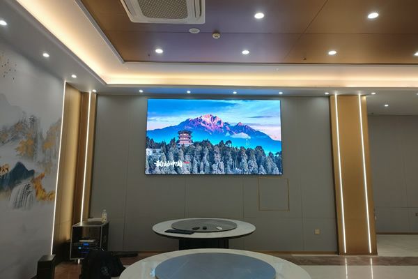 COB封装占比突破63%：微间距LED进入“COB主导”时代，P0.6成商用新拐点