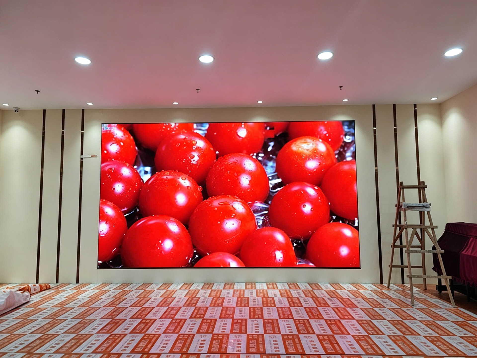 LED显示屏色彩校准与白平衡调整