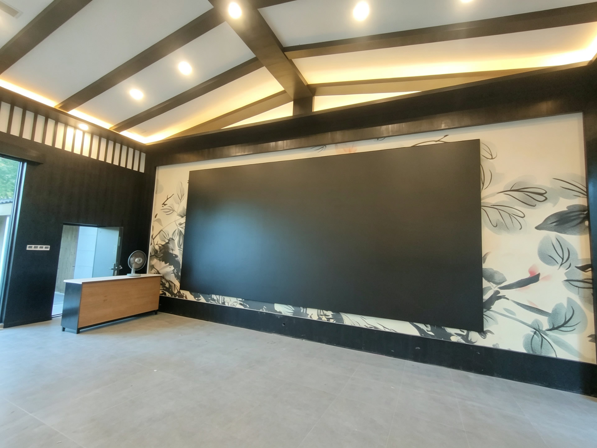  LED屏突然黑屏了？别慌，先排查这5个地方